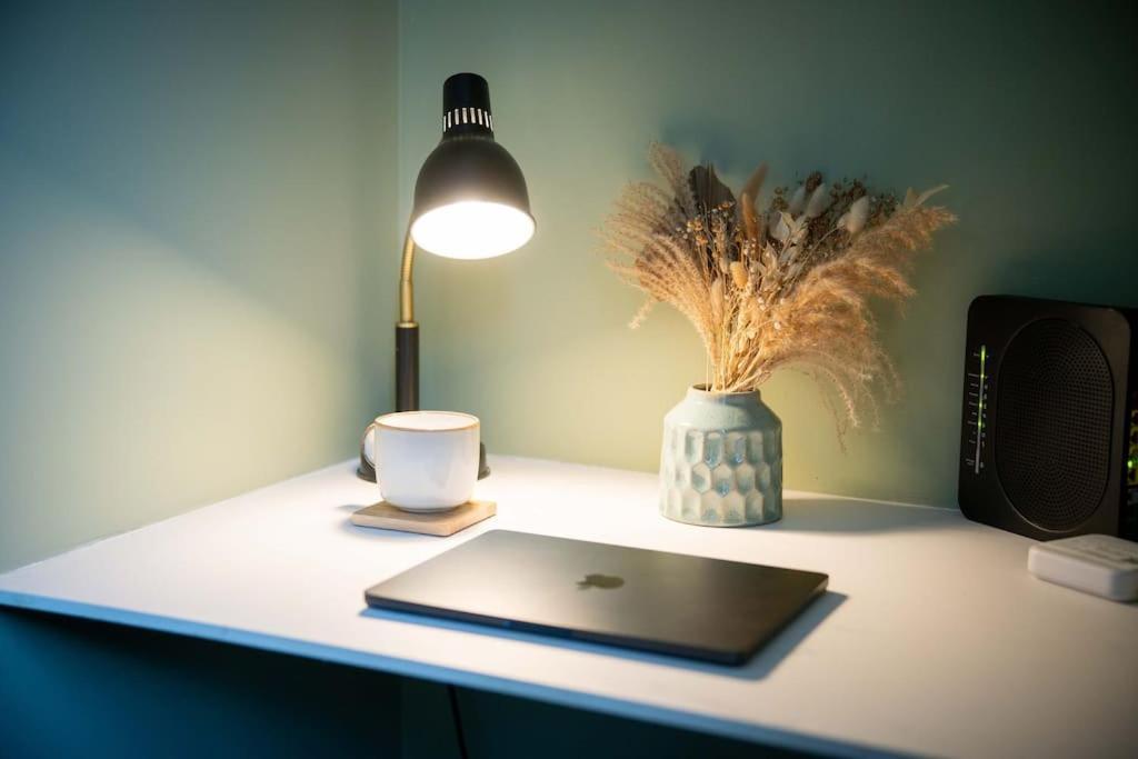 Stunning Boutique Flat In Central Location - Beatrice Бат Экстерьер фото