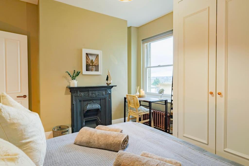 Stunning Boutique Flat In Central Location - Beatrice Бат Экстерьер фото